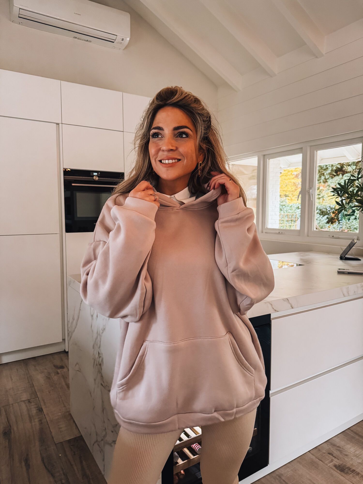 By Hilke Hoody Beige