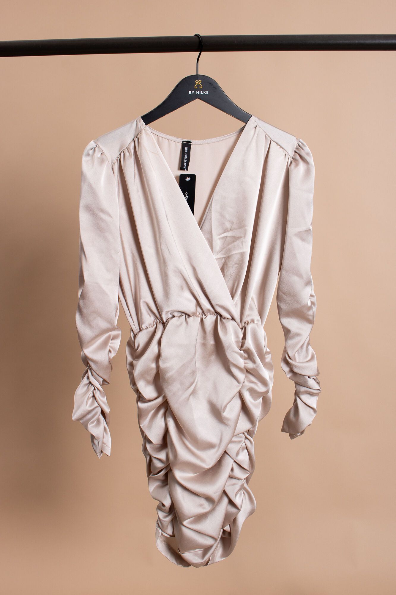 Satijn Beige Jurk