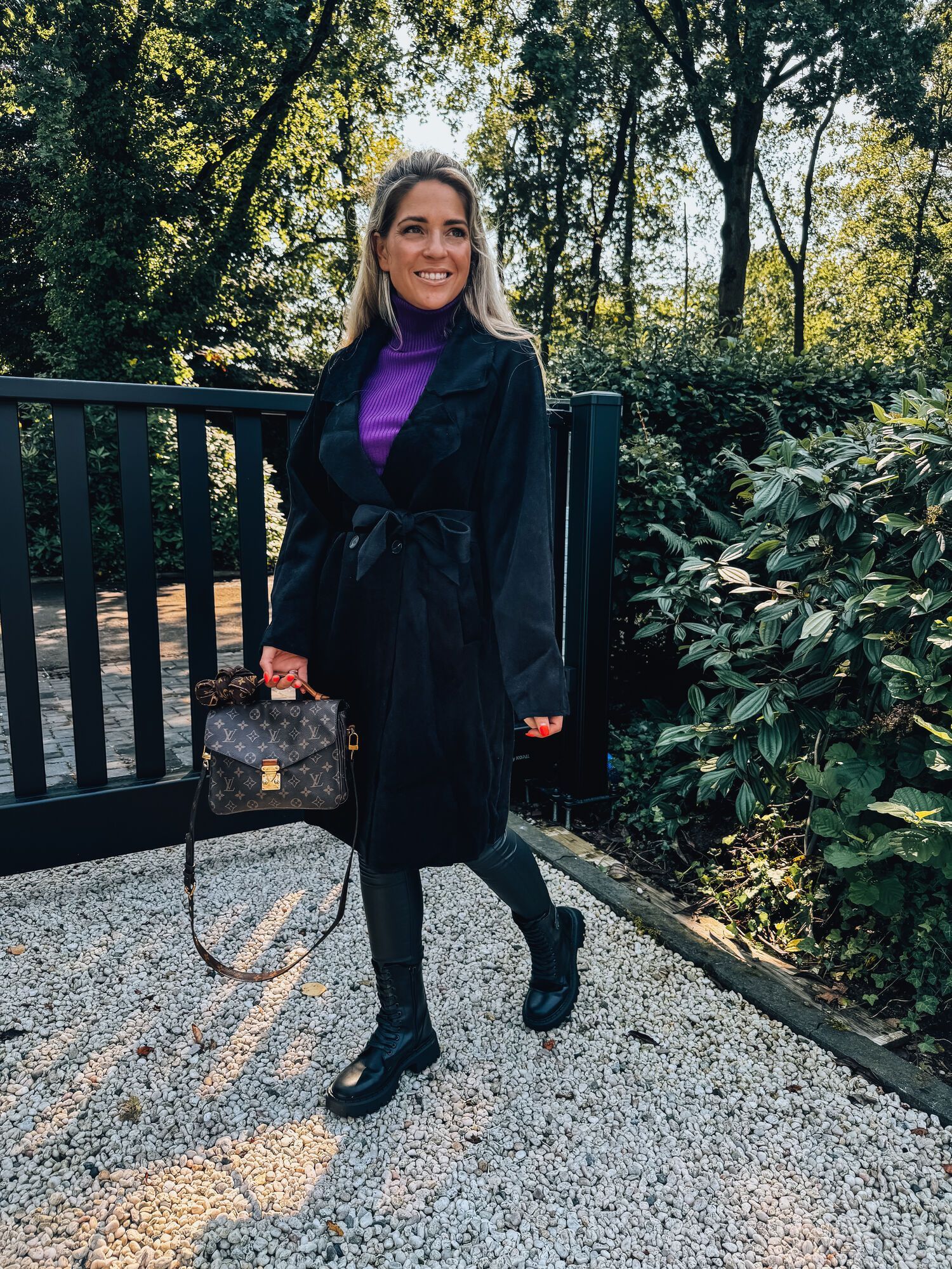 By Hilke Coat Caro Black