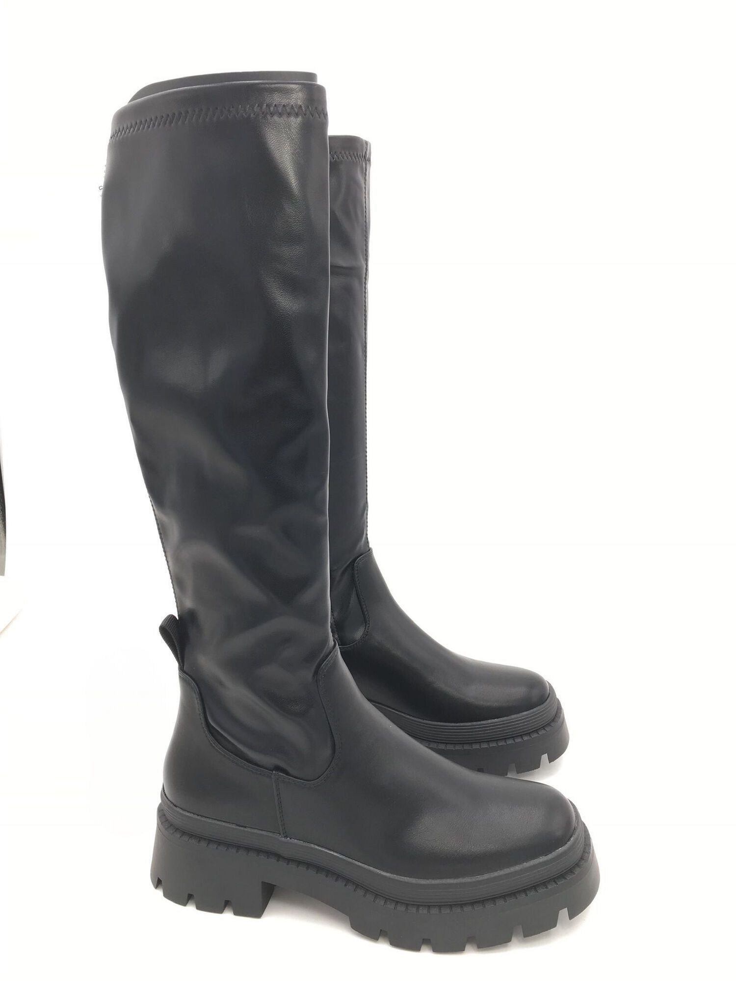 By Hilke Boots Maggy Black