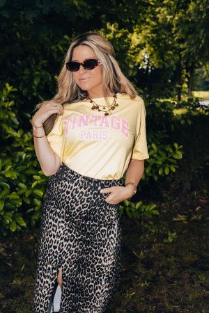 By Hilke Tee Vintage Yellow