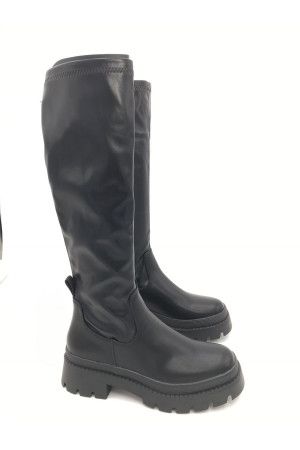 By Hilke Boots Maggy Black