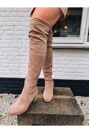 By Hilke Suede Heels Camel